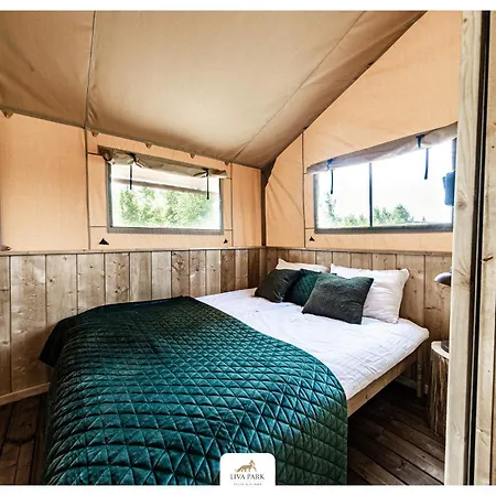 Liva Park Glamp Hotel Liwa Exterior photo