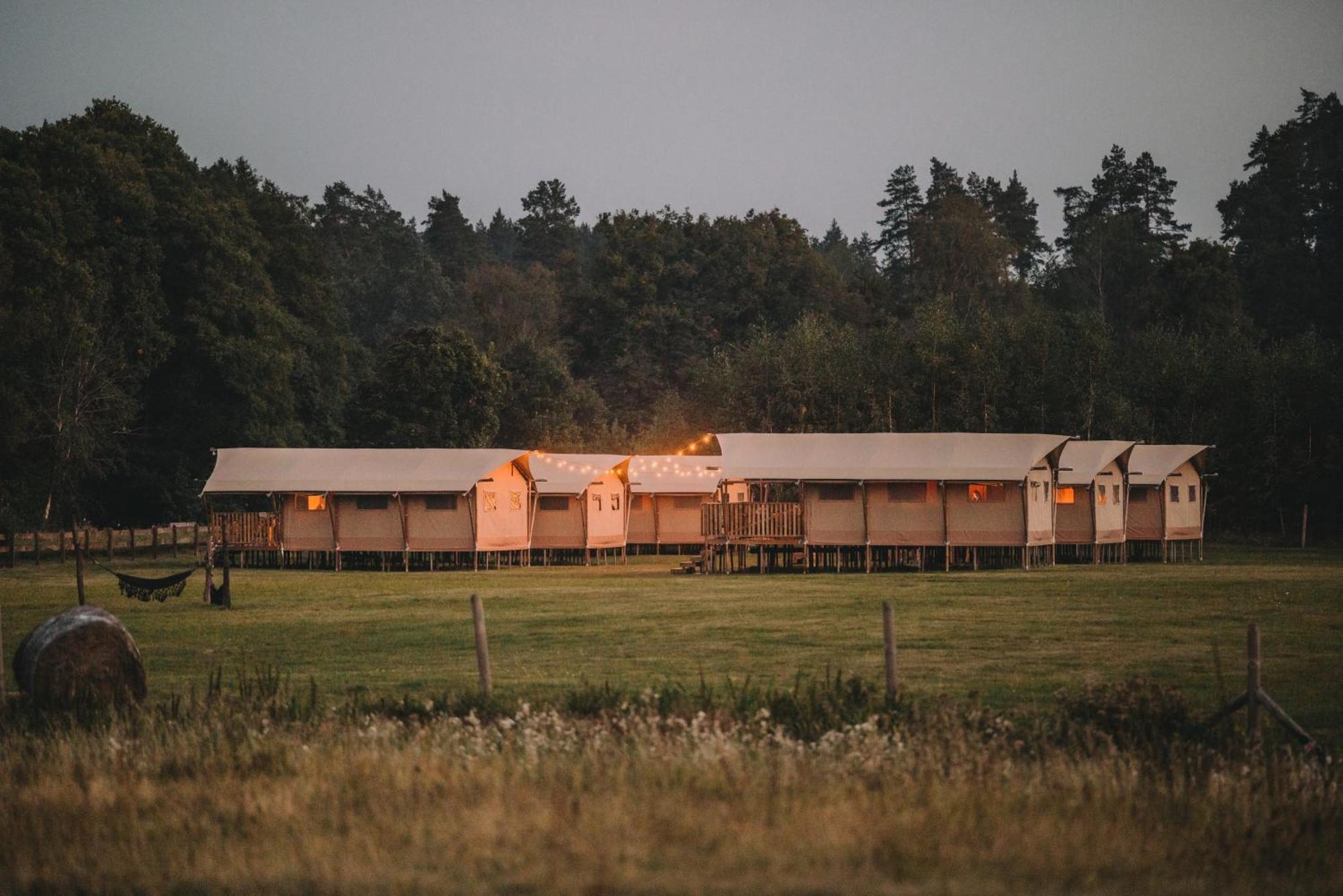 Liva Park Glamp * Liwa